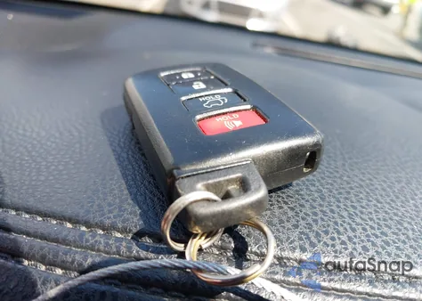 2015 Toyota Highlander Xle V6 z USA, uszkodzony, nr VIN 5TDJKRFH3FS144471